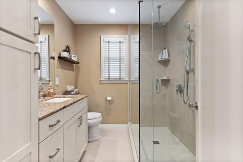 83 Floyd St, Everett, MA 02149 photo 4