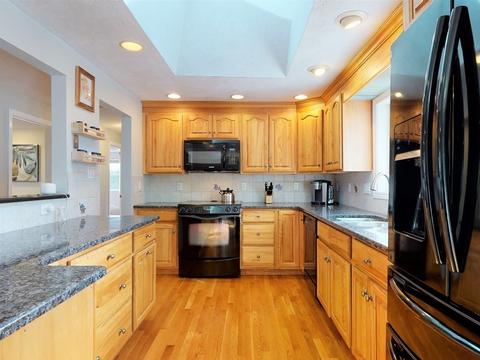53 Brookbridge Rd, Stoneham, MA 02180 photo 10