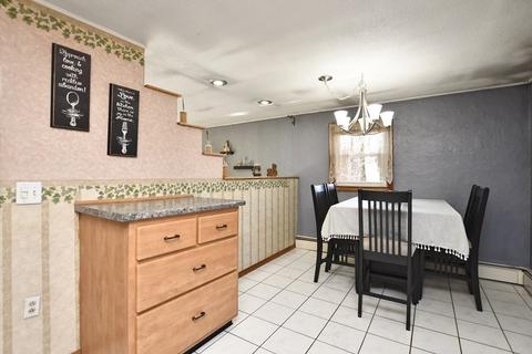 8 Juniper Rd, Salem, NH 03079 photo 9