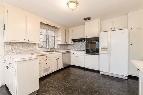 43 Colwell Dr, Dedham, MA 02026 photo 10