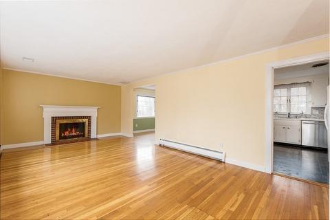 43 Colwell Dr, Dedham, MA 02026 photo 3