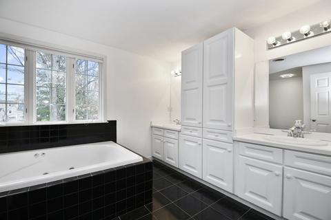 10 Blueberry Meadow Dr, Sutton, MA 01590 photo 28
