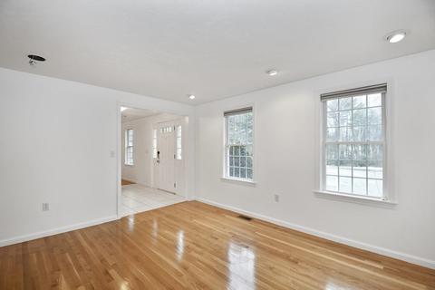10 Blueberry Meadow Dr, Sutton, MA 01590 photo 16