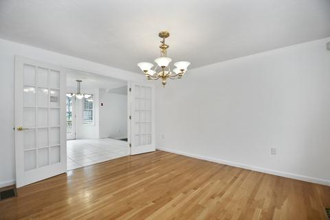 10 Blueberry Meadow Dr, Sutton, MA 01590 photo 4