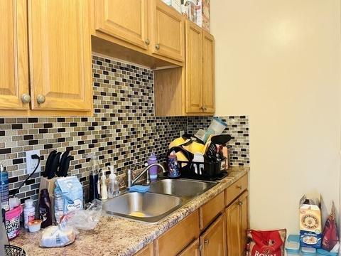 1387 Main St, Worcester, MA 01603 photo 23