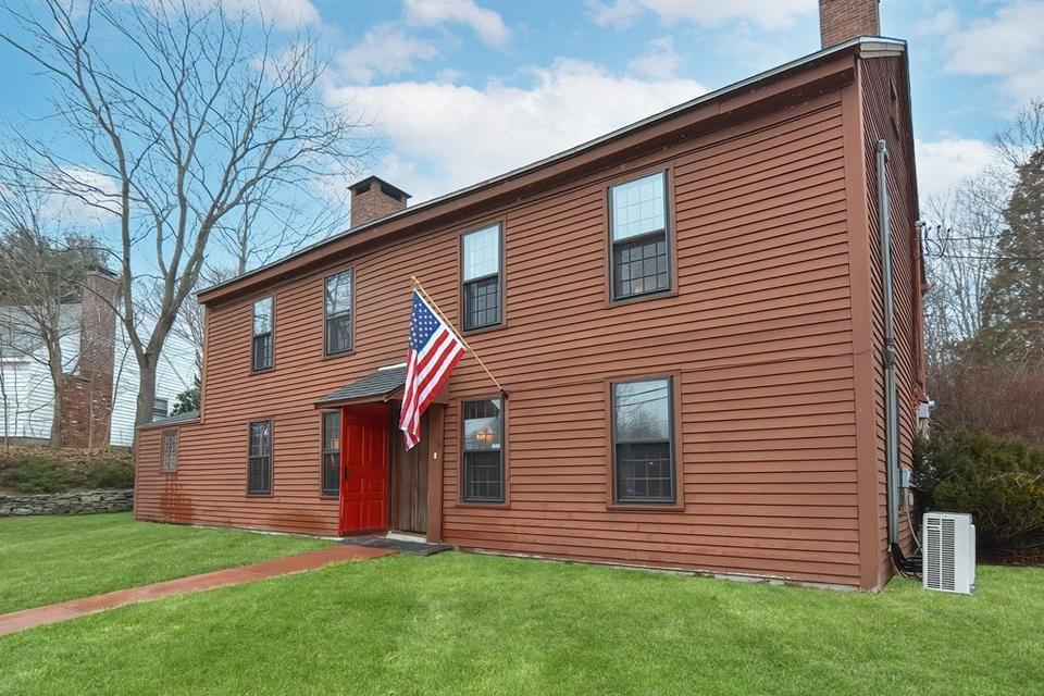 1419 West St, Attleboro, MA 02703 42 Photos MLS 72945645 Movoto