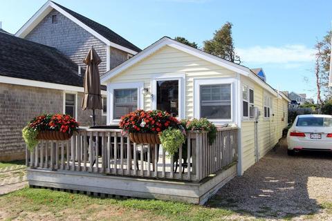 31 Wilsons Grv, Mashpee, MA 02649 photo 1