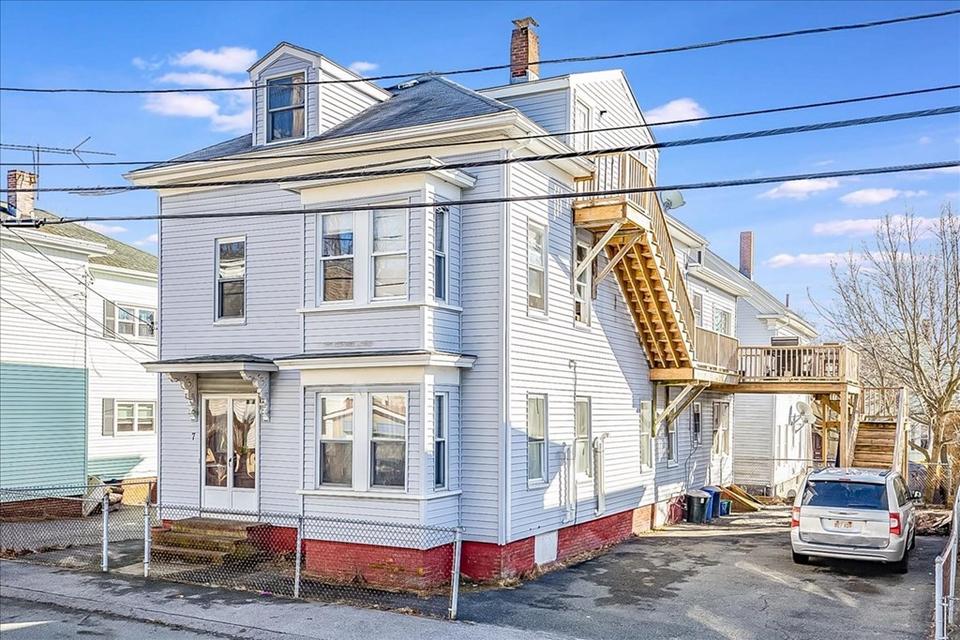 7 Oak St, Gloucester, MA 01930 34 Photos MLS 72945693 Movoto