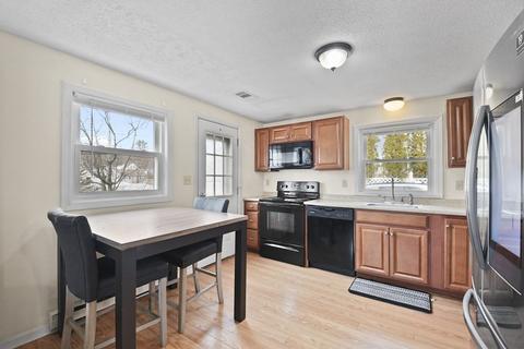 6 Wescott St, Worcester, MA 01603 photo 6