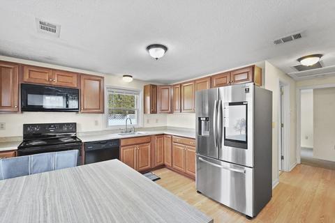 6 Wescott St, Worcester, MA 01603 photo 7