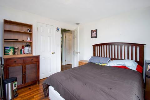 1105 Carew St, Springfield, MA 01104 photo 20