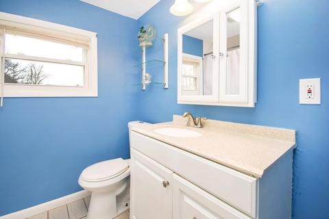 1105 Carew St, Springfield, MA 01104 photo 19