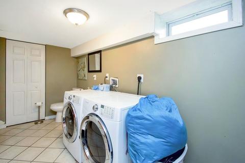 1105 Carew St, Springfield, MA 01104 photo 25