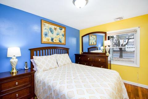 1105 Carew St, Springfield, MA 01104 photo 16