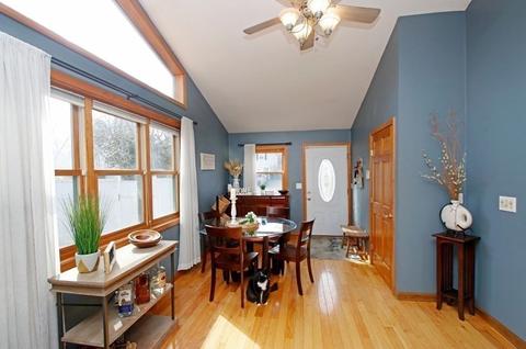 74 Pondview Dr, Chicopee, MA 01020 photo 13