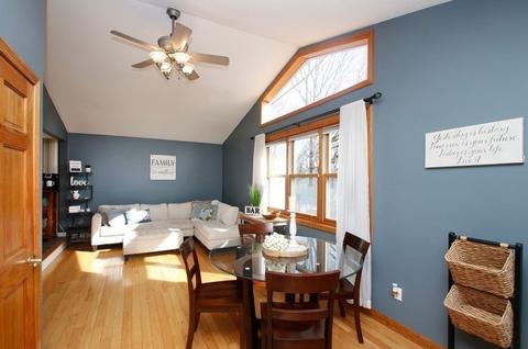 74 Pondview Dr, Chicopee, MA 01020 photo 8