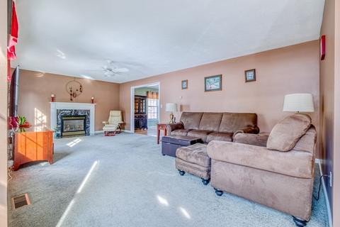 1 Pheasant Cir, Ayer, MA 01432 photo 7