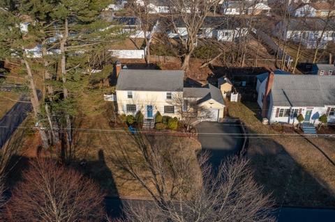 52 Upper Beverly Hls, West Springfield, MA 01089 photo 2