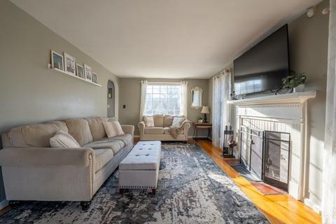 52 Upper Beverly Hls, West Springfield, MA 01089 photo 13