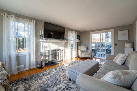 52 Upper Beverly Hls, West Springfield, MA 01089 photo 15