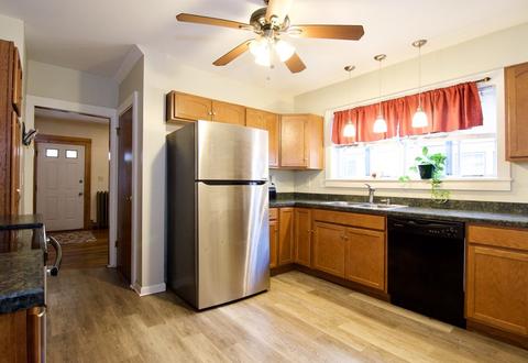 51 Lyndale St, Springfield, MA 01108 photo 5