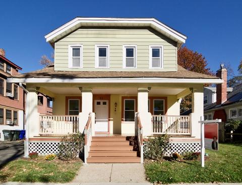 51 Lyndale St, Springfield, MA 01108 photo 1