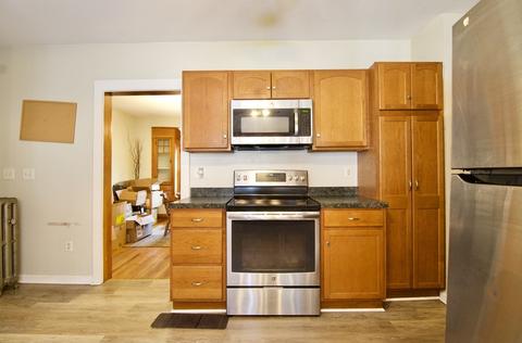51 Lyndale St, Springfield, MA 01108 photo 8