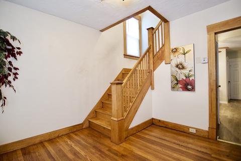 51 Lyndale St, Springfield, MA 01108 photo 21