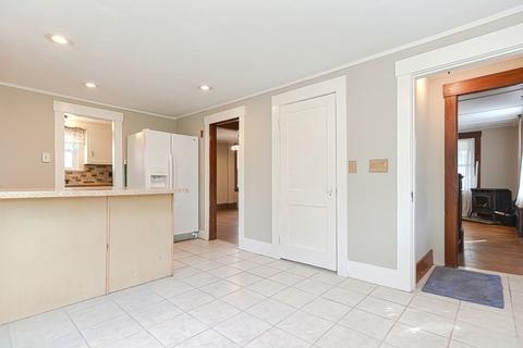 9 Maple St, Mendon, MA 01756 photo 10