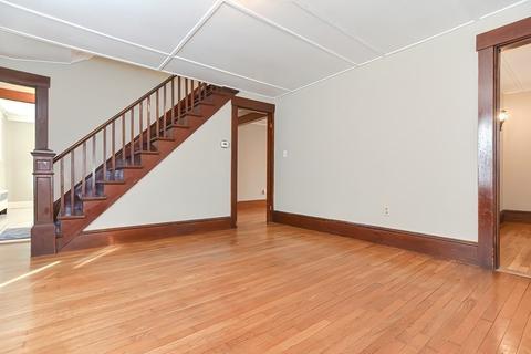 9 Maple St, Mendon, MA 01756 photo 6