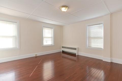 9 Maple St, Mendon, MA 01756 photo 21