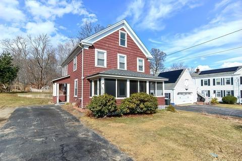 9 Maple St, Mendon, MA 01756 photo 3