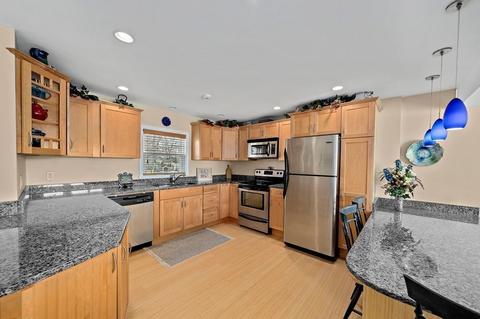 20 Fuller St #3, Gloucester, MA 01930 photo 4