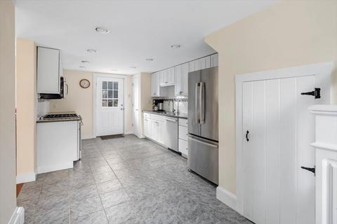 162 Hull St, Hingham, MA 02043 photo 12