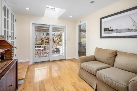 162 Hull St, Hingham, MA 02043 photo 18