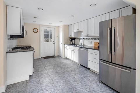 162 Hull St, Hingham, MA 02043 photo 13