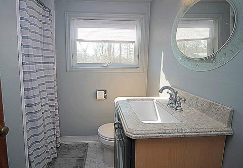 222 E Allen Ridge Rd, Springfield, MA 01118 photo 27