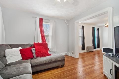 36 Switzer Ave, Springfield, MA 01109 photo 7