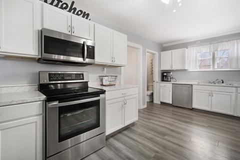 36 Switzer Ave, Springfield, MA 01109 photo 12