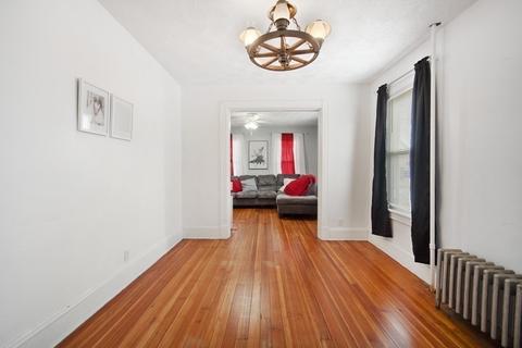 36 Switzer Ave, Springfield, MA 01109 photo 9