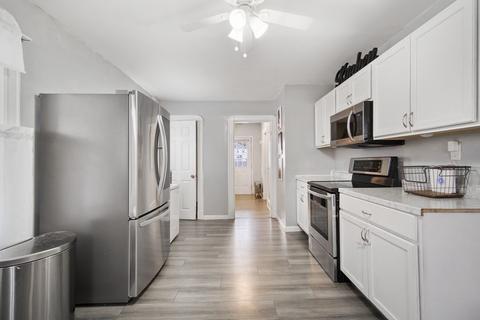 36 Switzer Ave, Springfield, MA 01109 photo 15