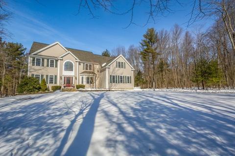 5 Nelson Ct, Mendon, MA 01756 photo 3