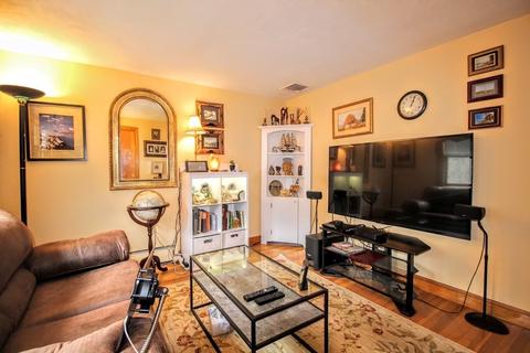 62 Oak St, Reading, MA 01867 photo 20