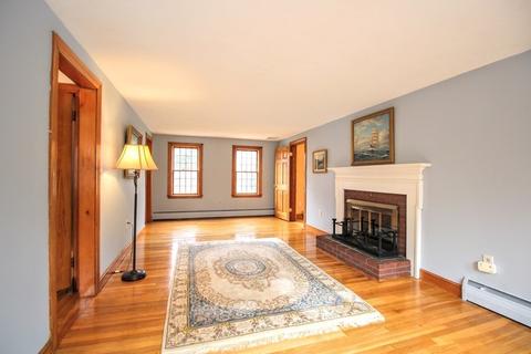62 Oak St, Reading, MA 01867 photo 14