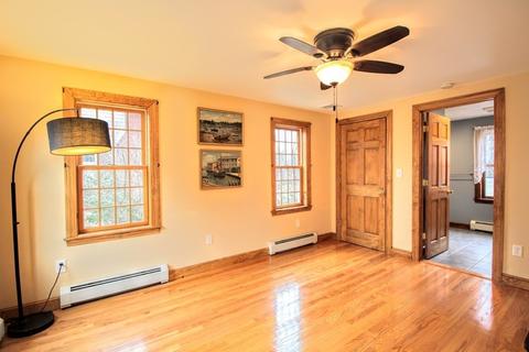 62 Oak St, Reading, MA 01867 photo 15