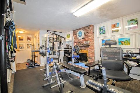 62 Oak St, Reading, MA 01867 photo 27