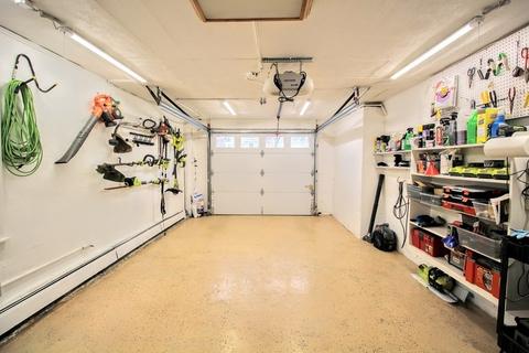 62 Oak St, Reading, MA 01867 photo 28