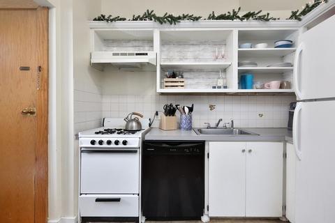 281 E St, Boston, MA 02127 photo 3
