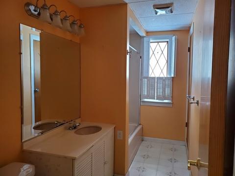 4 Hilton Ave, Worcester, MA 01604 photo 12