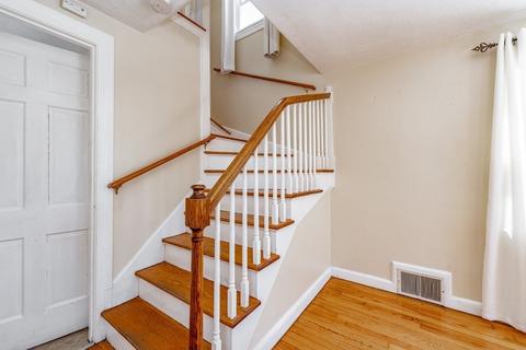 157 Chapin Ter, Springfield, MA 01104 photo 11